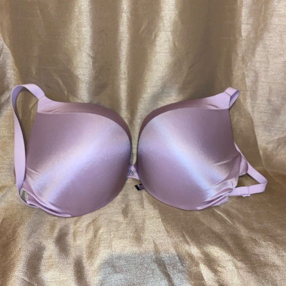 ❌SOLD❌ Victoria’s Secret Push-up Bras - Picture 3 of 10